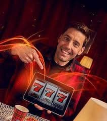 Tangkapan layar aplikasi mobile taxibet88 menampilkan pasar taruhan Liga 1 dan Live Casino
